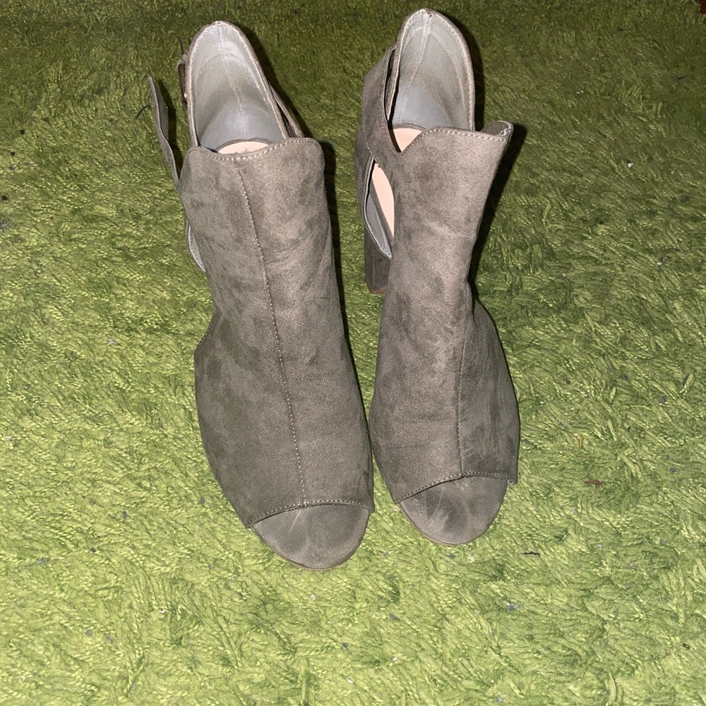 Stylish Olive Green Bootie